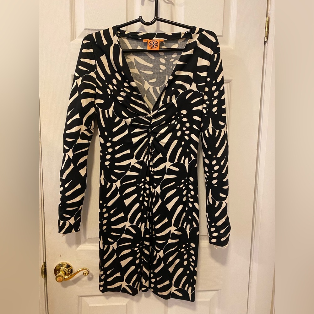 Tory Burch long sleeve v-neck wrap dress